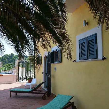 Garganomareborghi 3 Villa