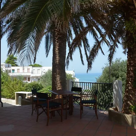 Villa Garganomareborghi 3 *