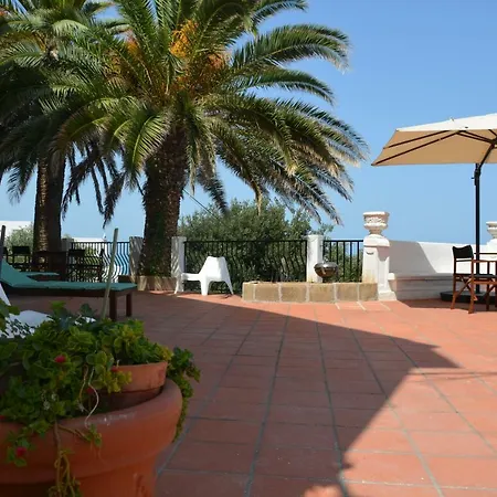 Garganomareborghi 3 Villa San Menaio